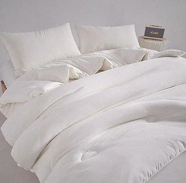 Four Seasons Skin friendly Soybean fiber Quilt for King/Queen/Twin XL size